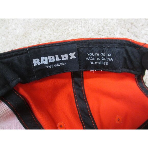 Roblox Youth Snapback Hat With Colorful Character Brim & Embroidered Logo - Picture 3 of 3